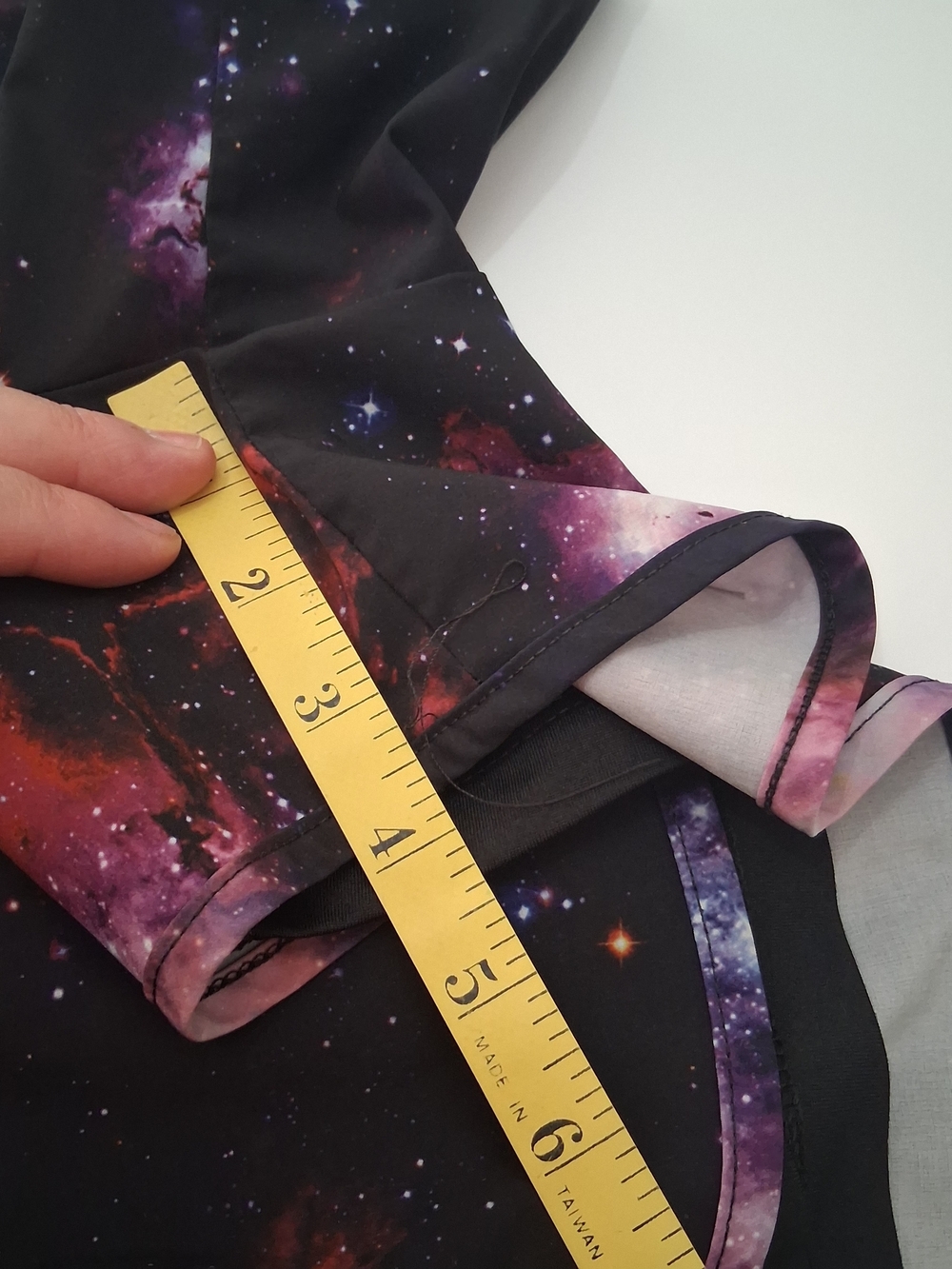 AVIA Galaxy Print Athletic Shorts Size XXL (20) With Pockets - Picture 6 of 9
